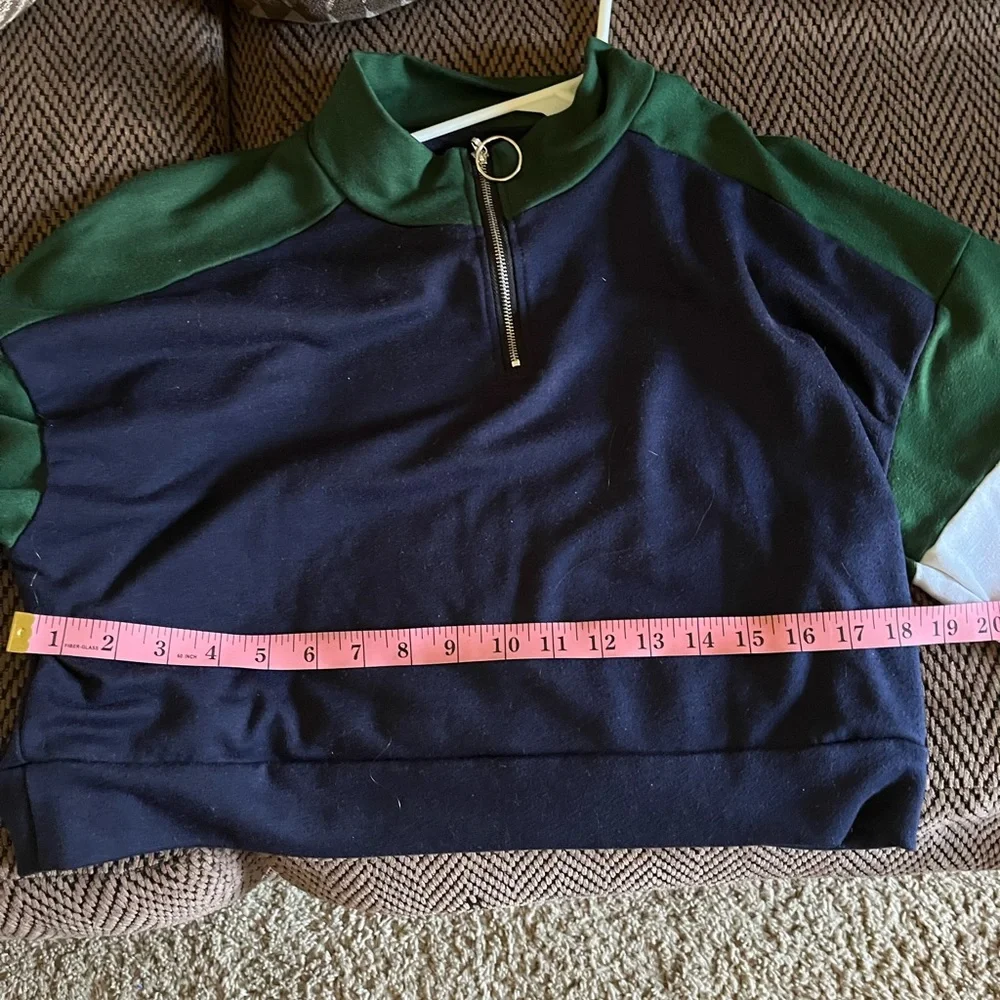 Top - Picture 7 of 9